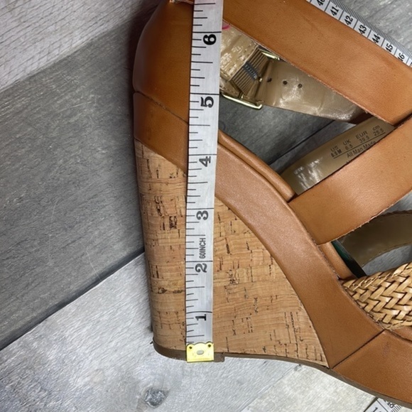 Carlos wedge platform sandals. Brown w/ leopard print. Size 8.5M.Great condition - Picture 8 of 11